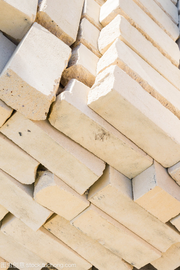 建筑建材 超越传统销售，构建全产业链价值生态